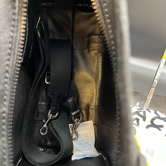 Marc Jacobs Tote Bag With Crossbody Strap and dust bag NEW with dust bag - Picture 5 of 8